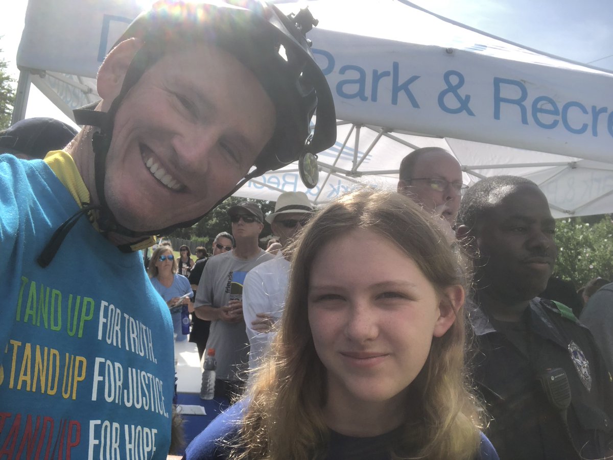 JudgeClayJ's tweet image. Great celebration with @CityOfDallas @LeeforDallas @elbagarcia @JJKoch Omar Narvaez, @cmjsgates and many more as we open @NorthhavenTrail2b2c