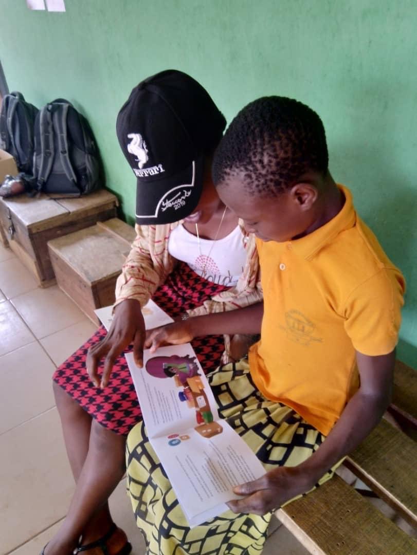 Comparlante's tweet photo. Our #MyWorldMyWay gets to Nigeria by the hand of @BrambleNetwork an organisation that creates alternative learning spaces where children from low economic background in rural communities can access quality education.
Shout out to our dear friend Odunayo Ayodeji!
#Comparlante ♿️ https://t.co/jSVBjSXbvJ