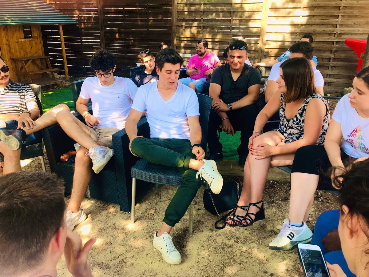 jeunesmacron34's tweet photo. 🚀 En direct du premier séminaire régional des @JeunesMacron #Occitanie à #Lattes sur le thème des municipales 2020 🗳

👏 Merci à nos invités @JeanPierreGrand, @B3nLeclercq et @ITolleret pour avoir exprimé leur point de vue sur les #Municipales2020 https://t.co/sxUjMR8ukL