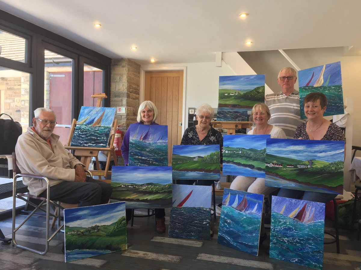 Last weeks happy painting group I tutored in Derbyshire. Each completed 2 pieces using Acrylic on a step by step system following my demonstration