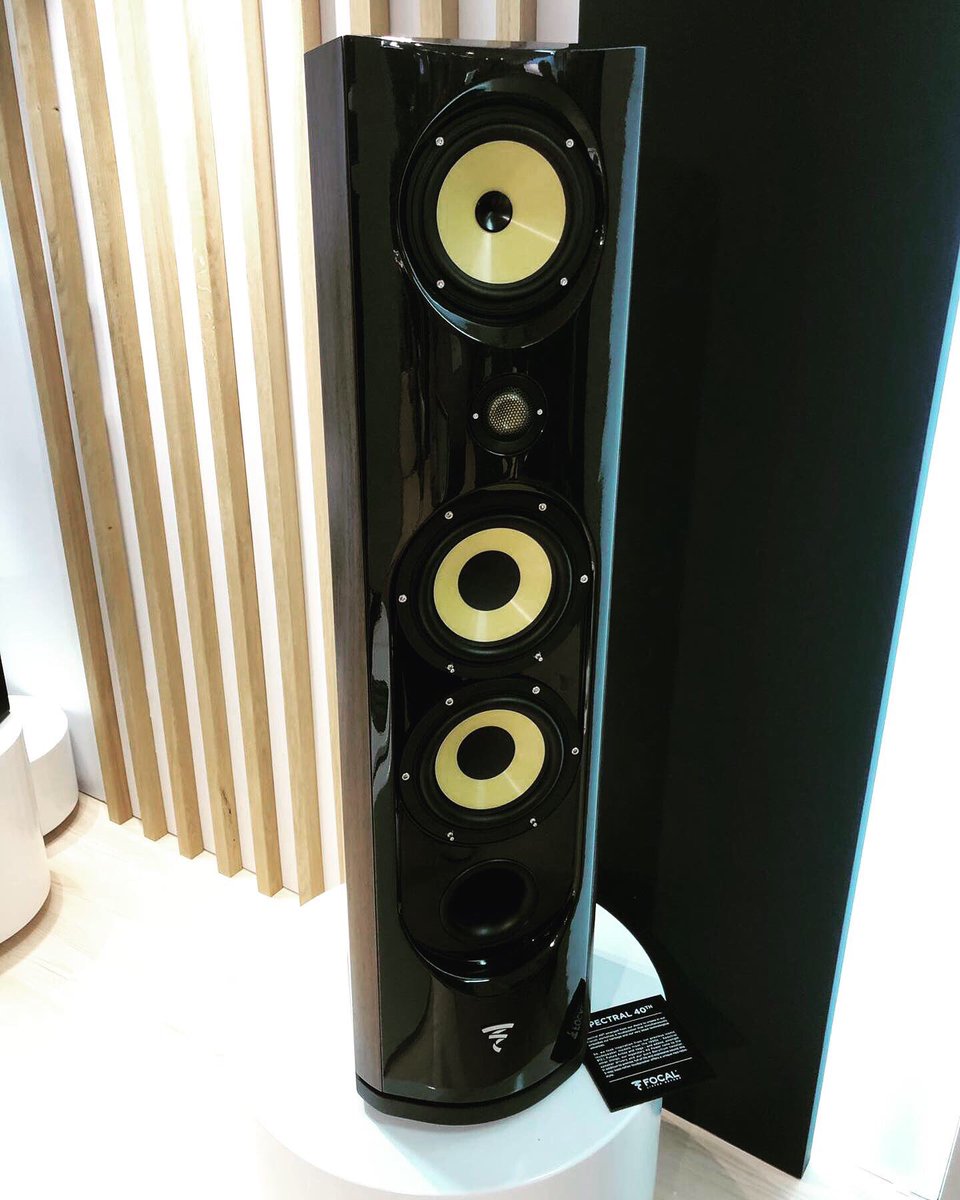 Spectral 40th with the iconic K2 Power sandwich cone, in its trademark yellow colour and reworked to include the very latest expertise from Focal’s teams for to achieve the best linearity possible and ensuring clear and precise sound. (focal.com/en/spectral-40…).