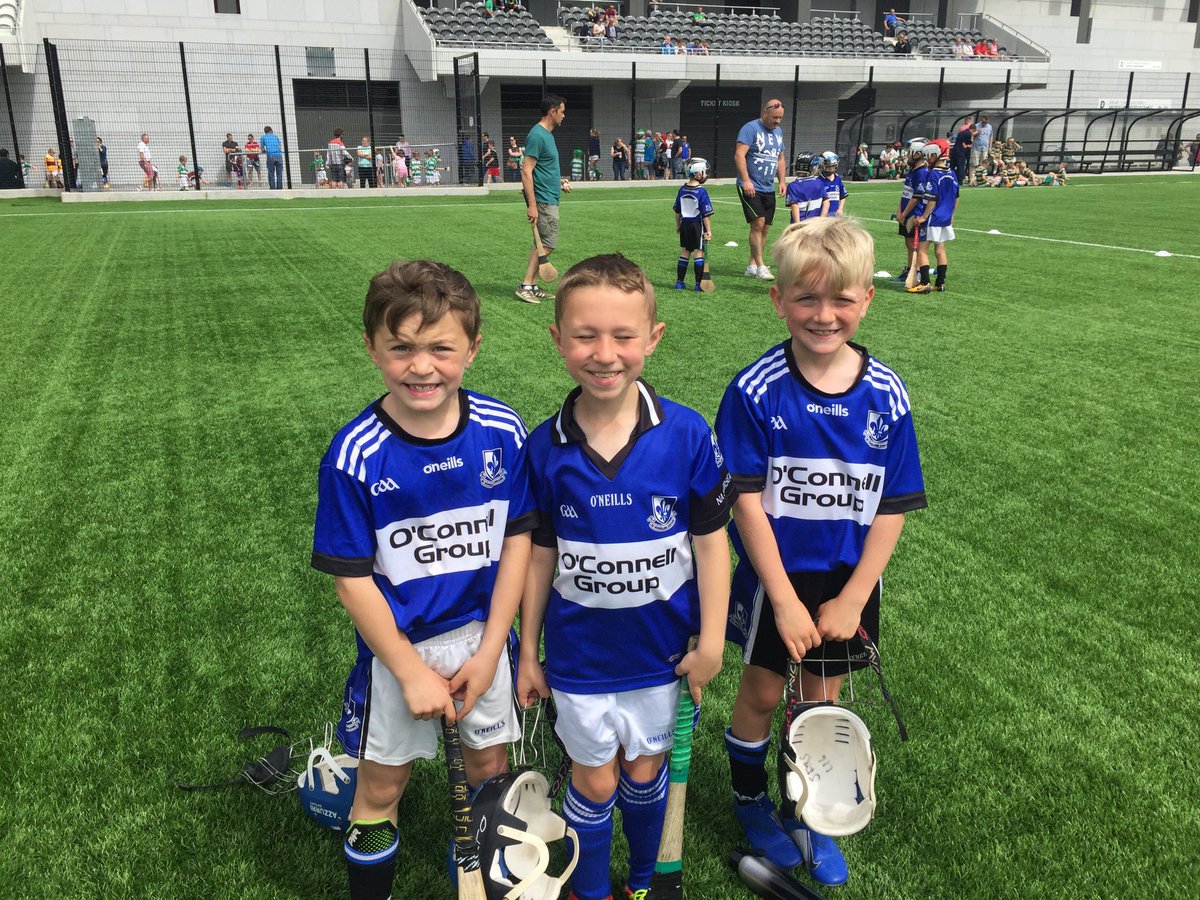 K5W1's tweet photo. A great day out once again for โฆ@sarsjuvenileโฉ U8 hurlers โฆ@PaircUiCha0imhโฉ for Monster blitz and big thanks to โฆ@CorkGDACCrowleyโฉ for the organizing.
โฆ@CorkGAACoachingโฉ
#futuresbright.#glorioussun https://t.co/mds4KjOgDD