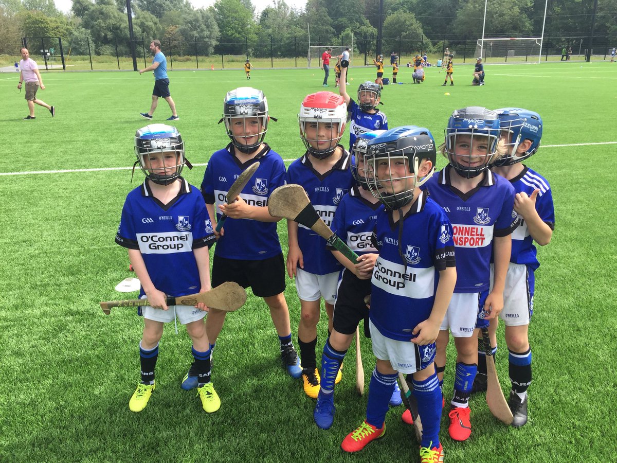 K5W1's tweet photo. A great day out once again for โฆ@sarsjuvenileโฉ U8 hurlers โฆ@PaircUiCha0imhโฉ for Monster blitz and big thanks to โฆ@CorkGDACCrowleyโฉ for the organizing.
โฆ@CorkGAACoachingโฉ
#futuresbright.#glorioussun https://t.co/mds4KjOgDD