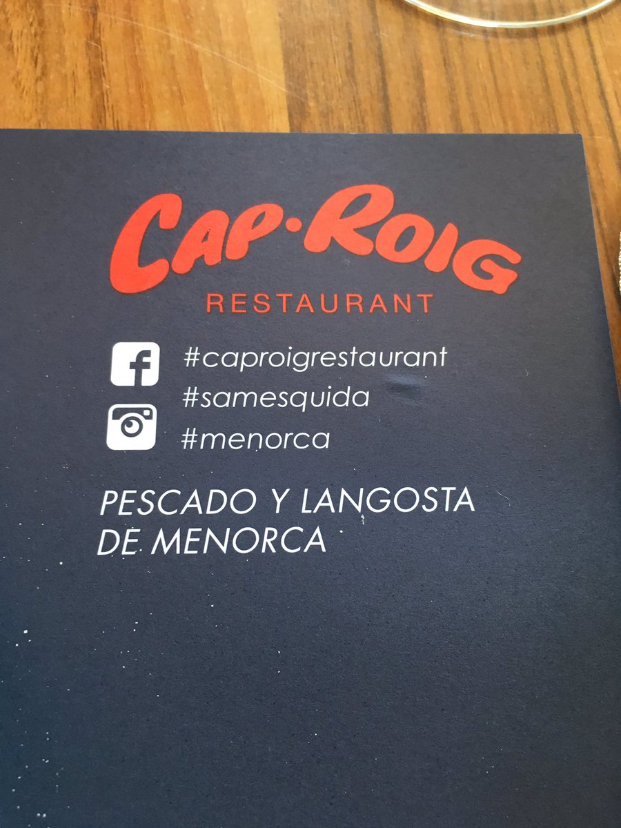 _edestinations's tweet image. Just sitting down for lunch in Sa Mesquida, #menorca. Some view at this special clifftop restaurant, #caproig