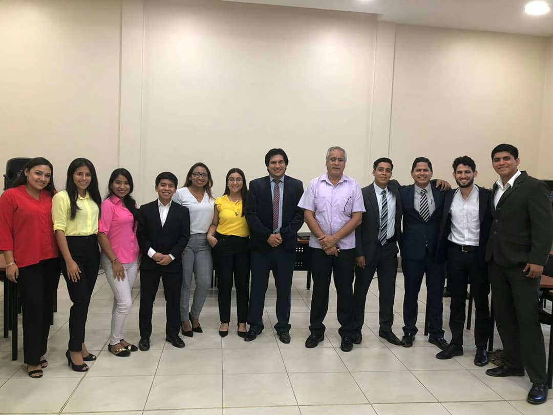 JuanJoseArocaEC's tweet photo. Con gran satisfacción se realizó nuestro primer seminario de Derecho Penal
#SoyLexda
#LexdistaDeCorazon
@MovimientoLEXDA https://t.co/VJSzh2Ve7n