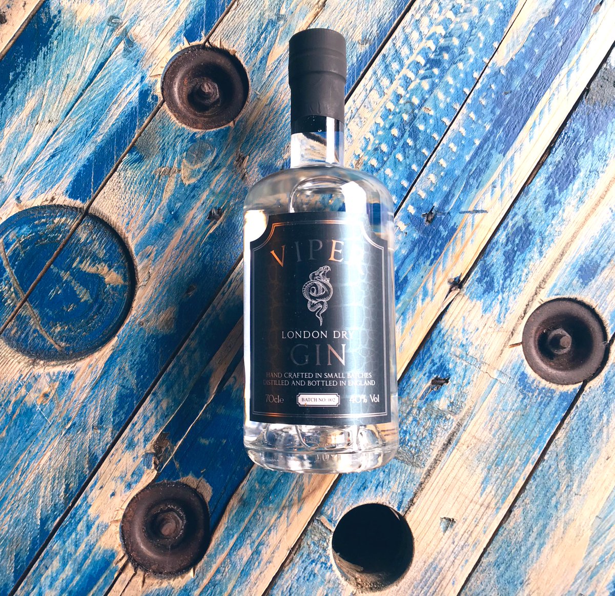 We’ve made our way into over 80 local shops, bars and restaurants so far! We’re all about supporting local business! If you want to sample some Viper for your business, send us a message, we are happy to help! #vipergin #dorset #somerset #southwest #localbusiness #gin