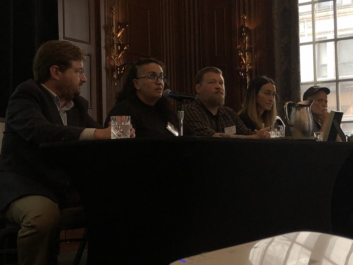 edgarfranx's tweet photo. Juliana Pino of Little Village Environmental Justice Organization speaking about energy sovereignty #LaborConvergenceonClimate https://t.co/2NnrjitMlv