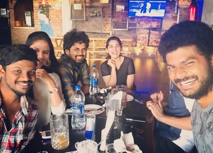 sainivethian's tweet photo. This team ππ€
EnjoynG d success of Brochevarevarura film
@sreevishnuoffl @i_nivethathomas @vishnuviv #hasith #sreeja #sachwin @Dineshkoushika
@Brochevarevarra
#BBB #BlockBusterBrochevarevarura https://t.co/zVGdCJWC8h