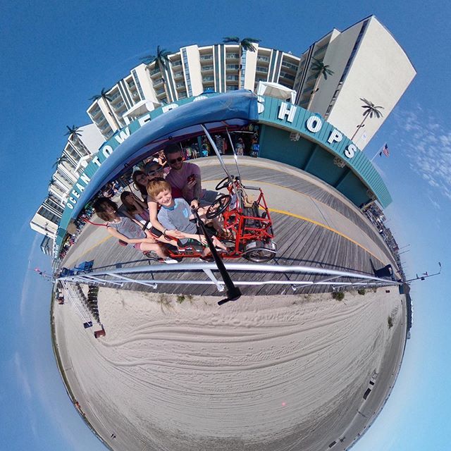 MakeWithDad's tweet photo. Family + Boardwalk + Surrey = Dad’s a geek with his 360 camera😂
.
.
.
#wildwoodboardwalk #wildwood #wildwoodcrest #wildwoodnj #jerseyshore #familytime #familyfun #dadlife #360camera #familyphotography  #bikeride l https://t.co/7FXV7c1HWI https://t.co/Ofkk0C8mh2