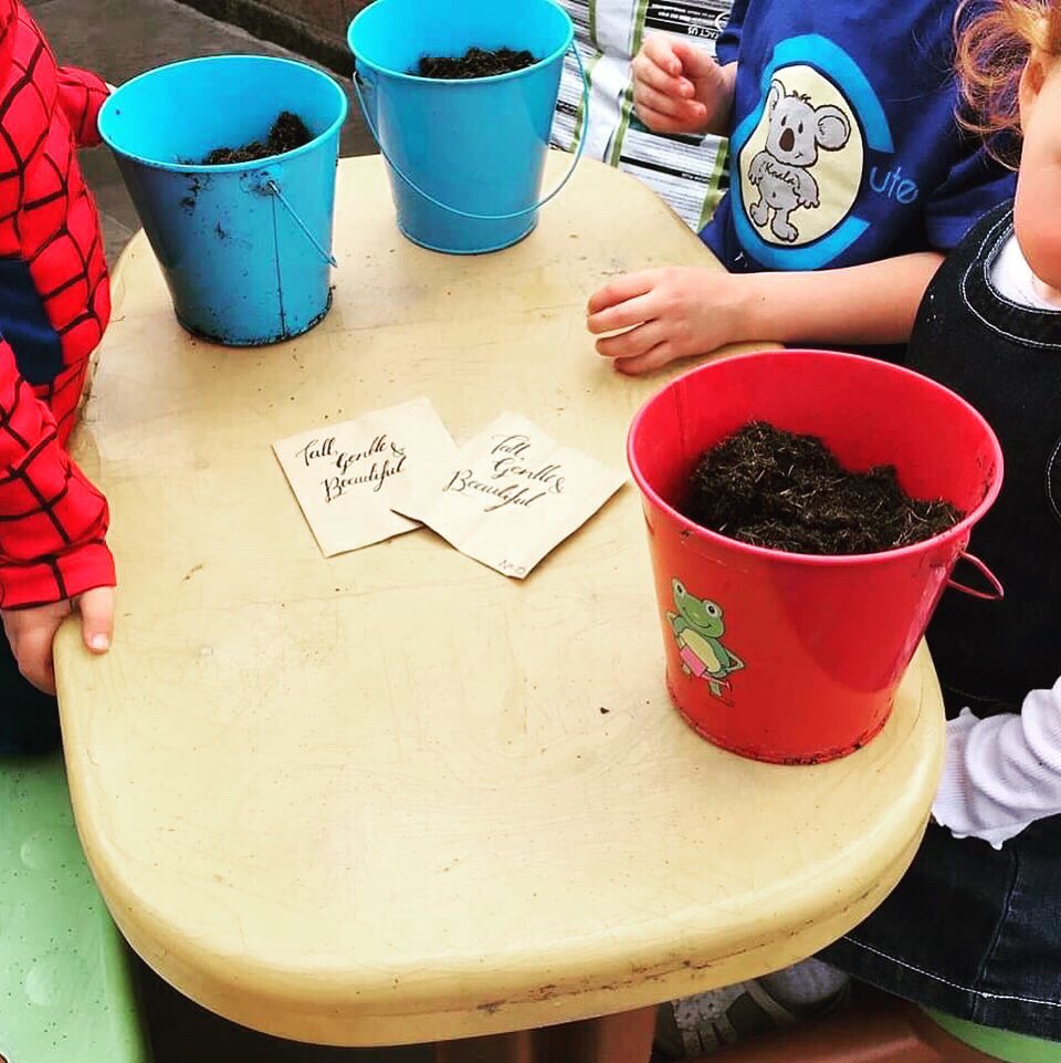 WacoBandUK's tweet image. Thanks to everyone who’s donated to #FlipsFlowers so far. We’ve raised a nice amount for the charity @TogetherMW.
We’ve got the last few seeds available on our Bandcamp page (wacoband.bandcamp.com/merch) and some will be available at our show tomorrow in New Cross. Big up yourselves.