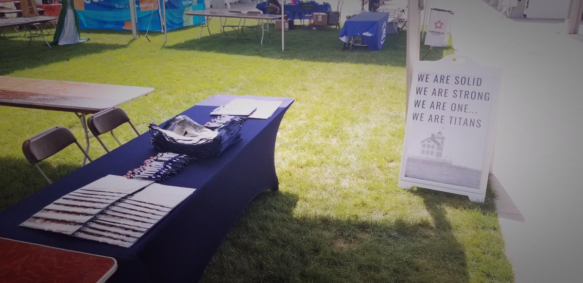 It's a beautiful day to be near the lake.
Stop by the International Festival, today, and pick up some #TitanPride goodies. 

#LorainProud
#ExperienceJoy
#OneForAll 
<a href="/CityofLorain_OH/">City of Lorain,OH</a> 
<a href="/LIAfestival/">Lorain International</a>