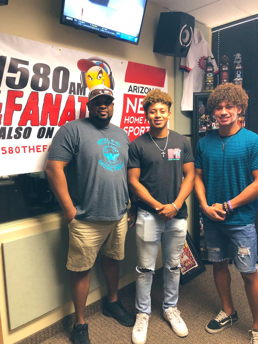 Brothers and running backs Tyson (@TysonGrubbs) and Devon Grubbs (<a href="/devon_grubbs09/">Devon Grubbs</a>) of Desert Vista and their Dad Elliot join us in studio <a href="/1580TheFanatic/">1580 The Fanatic</a>. We’ll talk to the Grubbs bros about the upcoming season for @DVHSfootball_. Tune in or stream here: bit.ly/Listen1580