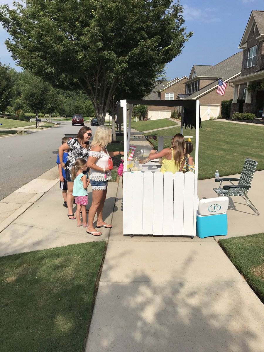 The girls had fun selling their fresh squeezed lemonade and cookies on this nice warm day!  #lemonade <a href="/wxbrad/">Brad Panovich</a>