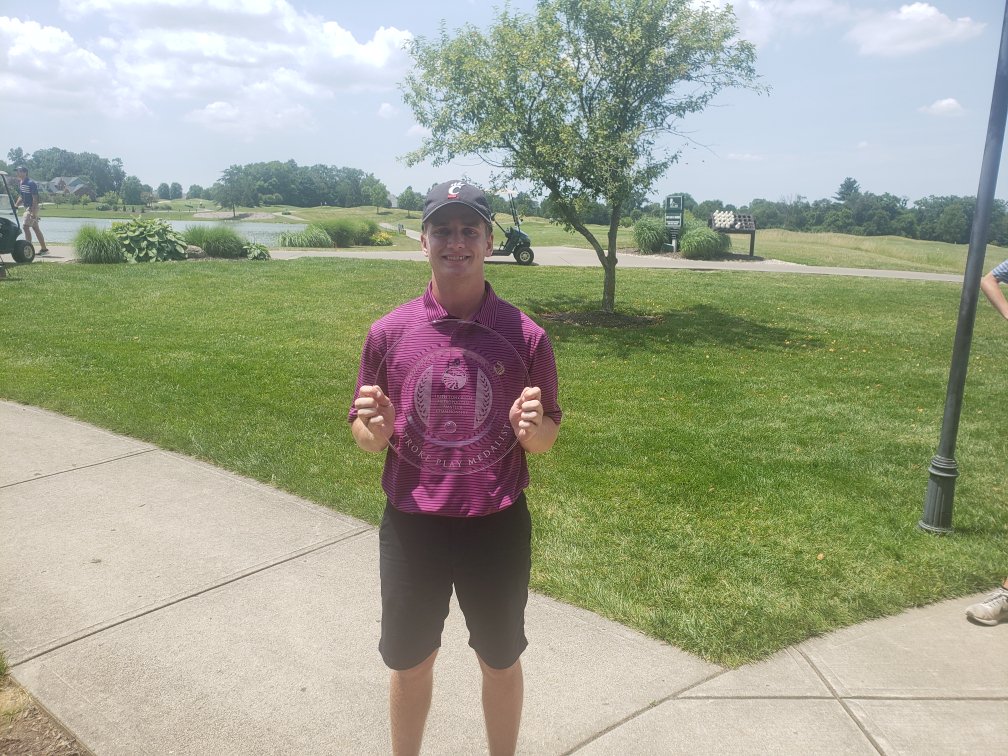 GCGA's tweet photo. Congrats to the 110th Tony Blom Metropolitan Amateur Stroke Play Medalist, Clay Amlung! #GCGA #1905JuniorTour #strokeplaymedalist #MET #OasisGC #ShakerRunGC https://t.co/UzCheAEYNh