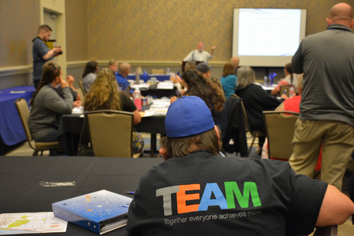 PSEClassified's tweet photo. Day 1 of T.E.A.M. was a success! Check out some highlights of our kick off to the weekend yesterday. Now onto Day 2. We can't wait to continue achieving more, together, with all of our incredible union leaders. 💙
#TEAM2019 #UnionStrong #ProudUnionMembers https://t.co/H5SgaZNB8a