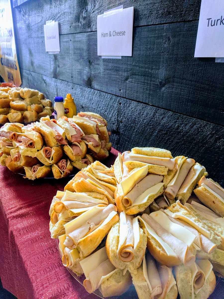 Things are about to start here with our special guest speaker!