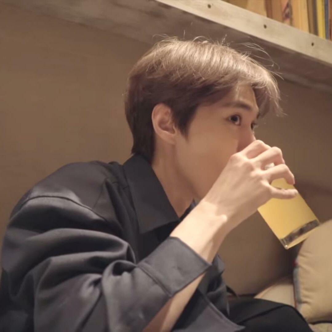 나 𝐆𝐎𝐃 (Social detox) tweet media