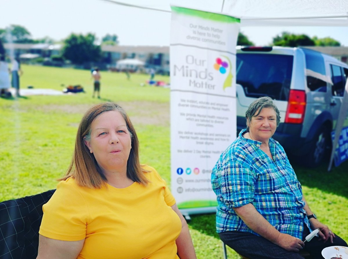 The team is out talking to the public about Mental Health at <a href="/QPCOBEDFORD/">QP Community Organisation</a> summer parade in Bedford 

Basking in the heat but we still here! 

#mentalhealth #bedford