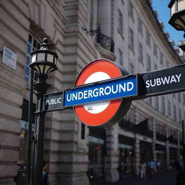 The London Tube is one of the best and most comprehensive transport networks in the world with around 24 million journeys made each day, so it’s important that everything runs smoothly to avoid delays. Stand to the left, have your ticket in your hand and… ift.tt/31Zgc9Q