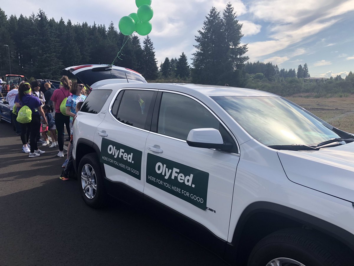 Oly_Fed's tweet photo. A proud participant in today’s Prairie Day parade! 🍬🍬🍬🚙💕 #here4youhere4good #olyfed https://t.co/CuKeKUVLQj
