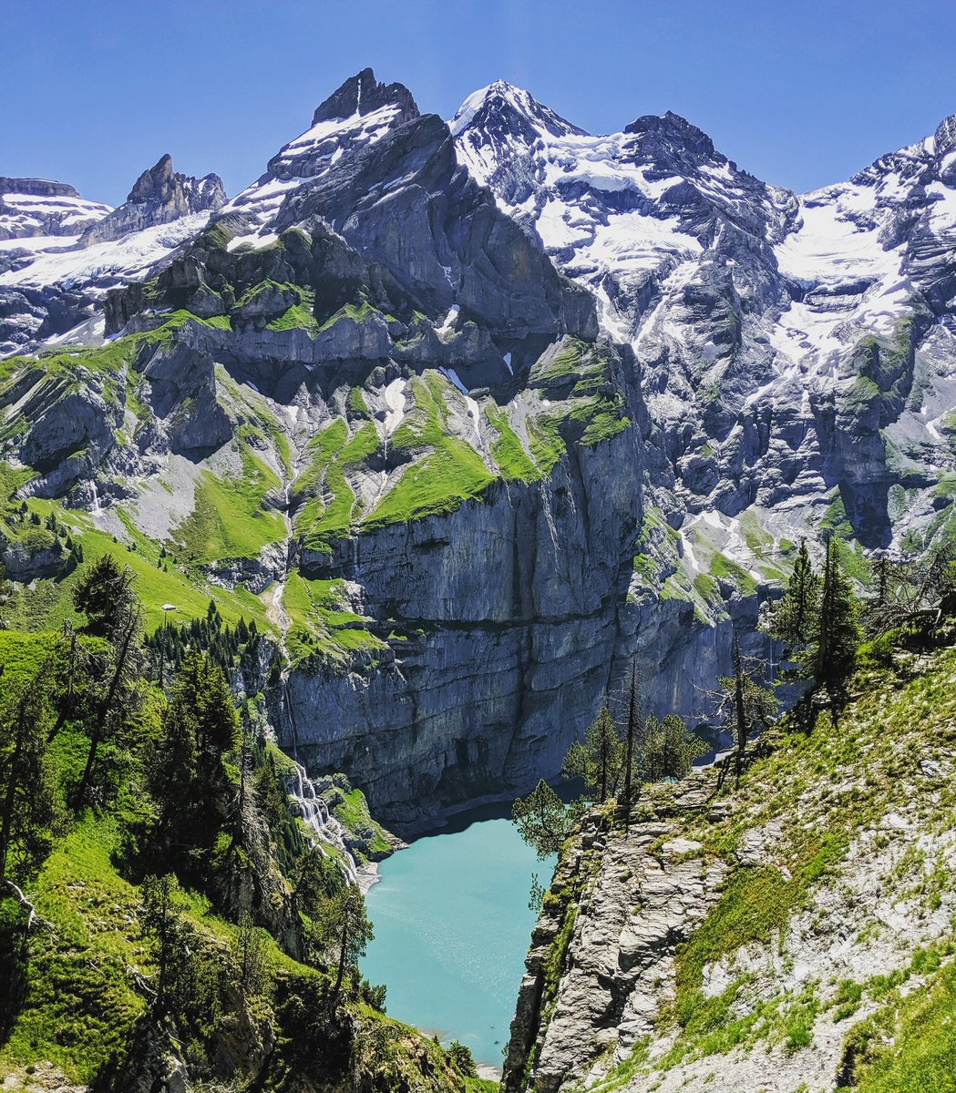 #loveswitzerland #hiking #oeschinensee