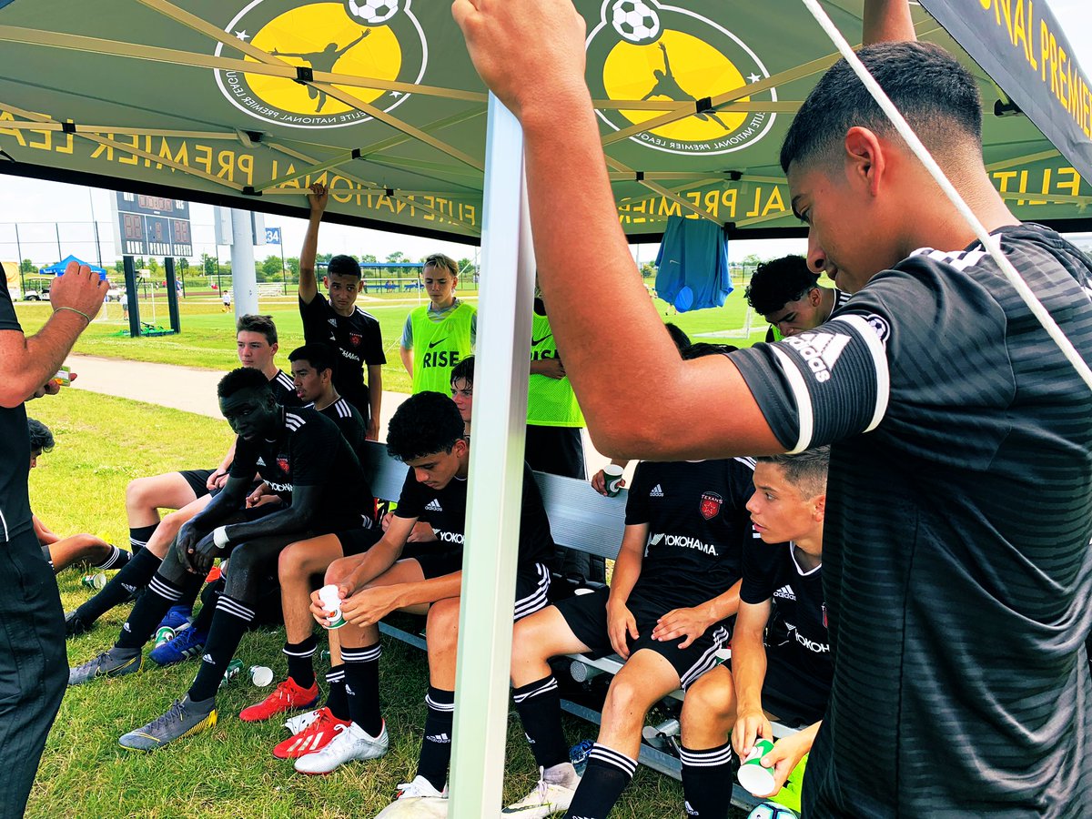 03 Boys up 1-0 at halftime