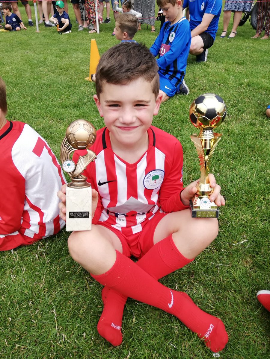 McssU9's tweet photo. Well done to all the boys today, they’ve had a great season, played some tough sides, learned a lot, had some fantastic experiences and have made some great memories. Thanks @WooltonJuniorFC  for a great day and Well done to our award winners Dylan Ollie and Jude well deserved. https://t.co/llklvZCZXy