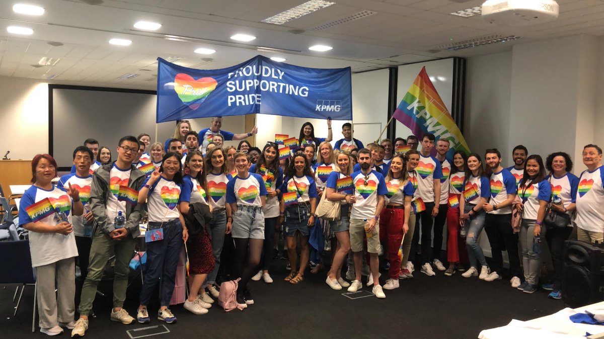 KPMG_Ireland's tweet photo. #KPMGPride #futureisinclusive #DublinPride2019 🌈 https://t.co/FCqH4i4hEW