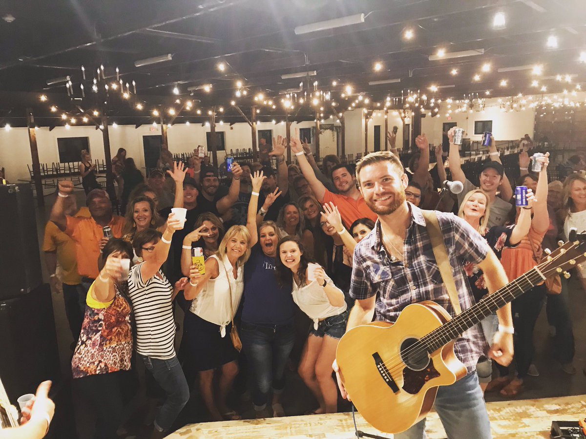 bradmorganmusic's tweet photo. Thanks to @the_stables_at_copper_ridge for having us! Denison was great. Let’s see if Newt’s and Shelby is ready to party tonight! #tour #countrymusic #grainofsalt #midwestcma #martinguitar #alclairaudio #fordmusic https://t.co/bSSL8qDoZ7