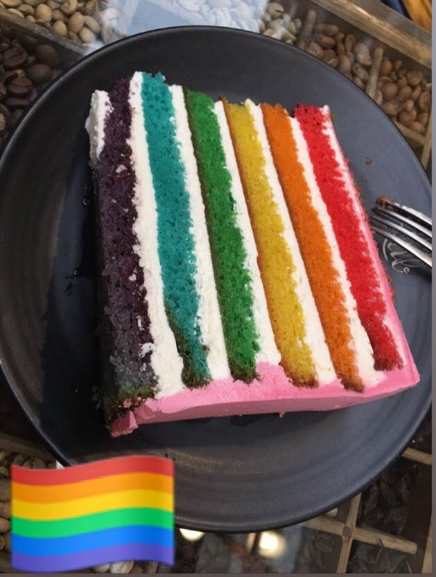 isabeldressing's tweet photo. #pride2019 #loveislove https://t.co/R2yd2q9Wvx