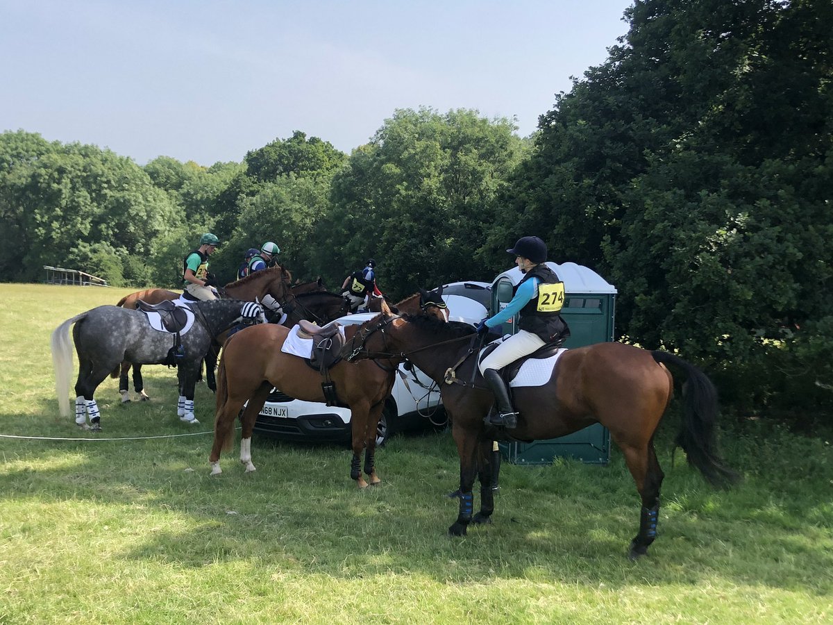 Hot day here <a href="/HandHevents/">H & H Events</a> events. The heat getting to the riders maybe as the queue for the portaloo increases!! #bevolunteers #sunnyeventing #melting