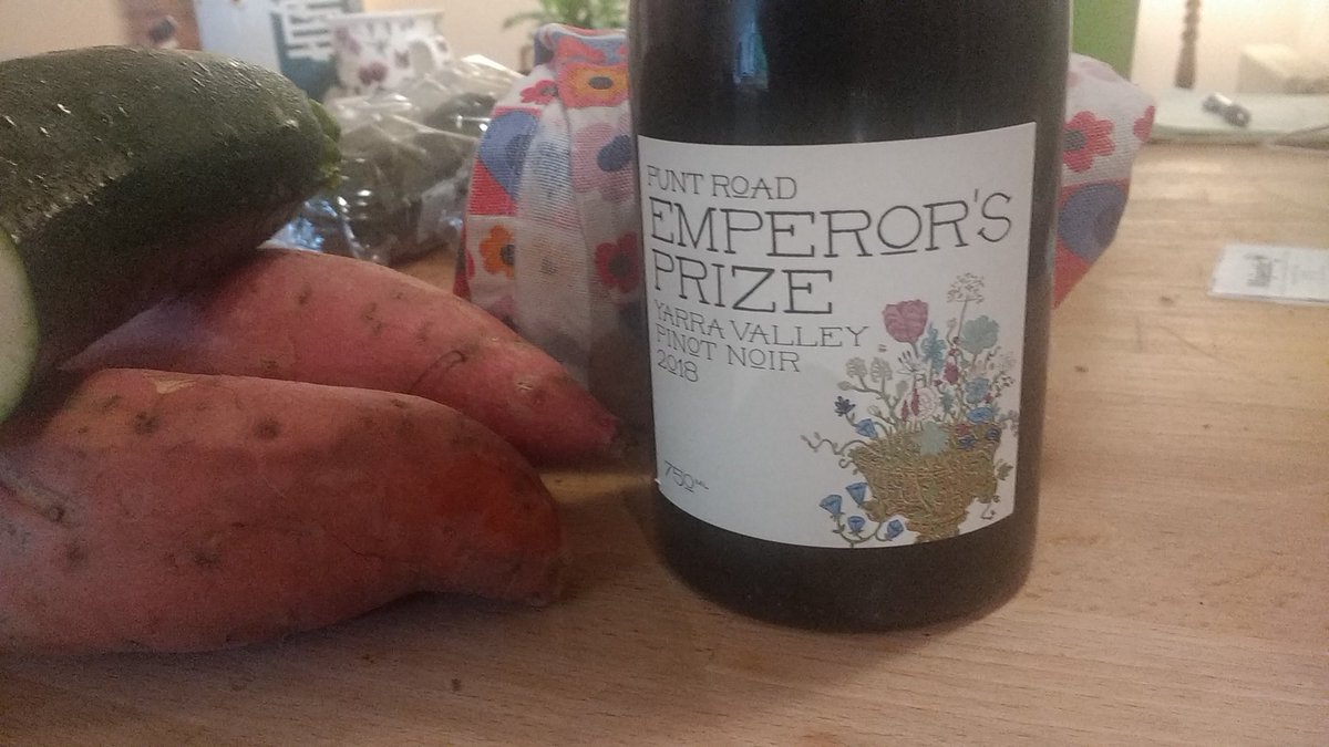 And <a href="/majesticwine/">Majestic Wine</a>  has only gone and stocked a lovely pinot from the wonderful #yarravalley - starts off with the distinctive nose like <a href="/MacForbesWines/">Mac Forbes Wines</a> and grows to a lovely dusty cherry.