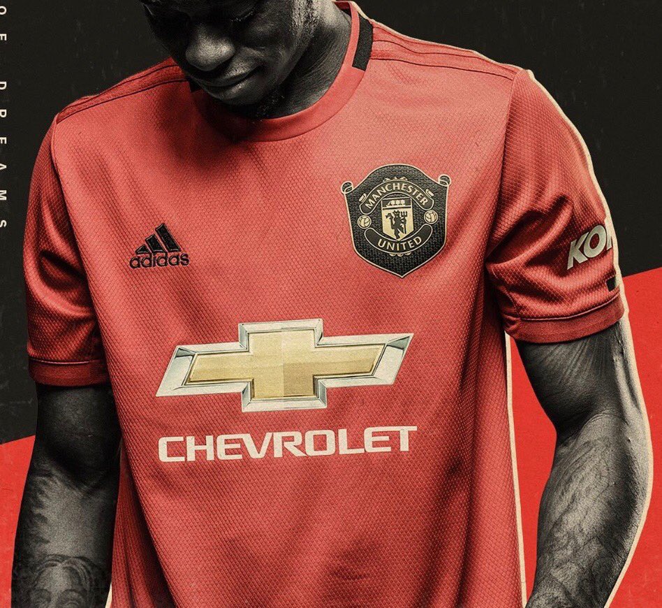 lucky13wxman's tweet image. I’ve never been a huge fan of @adidasfootball “design style” for uniforms/kits, BUT I gotta say I LOVE the new @ManUtd home kit. Well done! And that dark #ManUtd crest! 😮💯🔥 #GottaGetOne