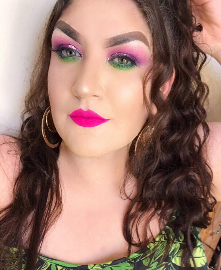 EmilyManifold44's tweet photo. Today’s vibes ✌🏻💕 https://t.co/iLm8Ugutmx