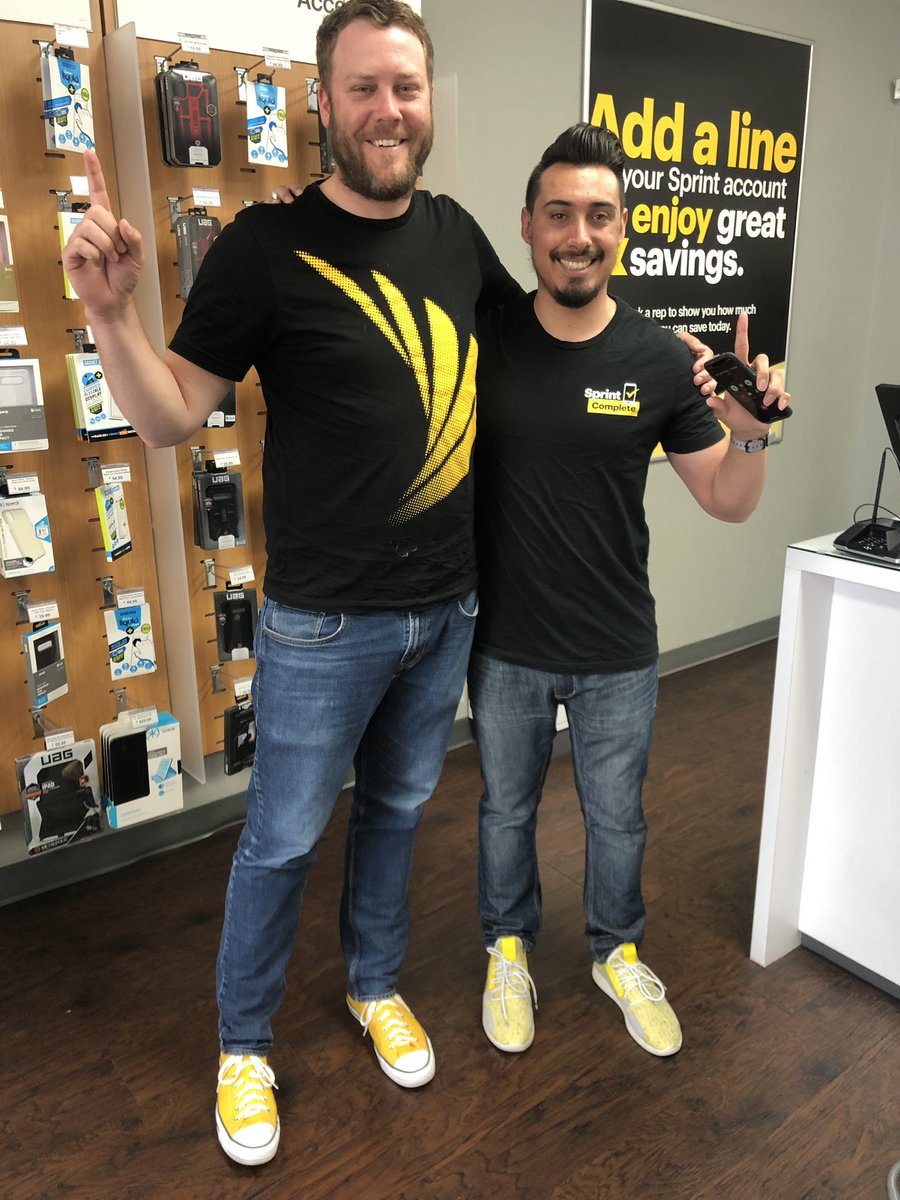 Two sharp dressed men with some sweet sneakers <a href="/GilbertSprint/">Gilbert Curiel</a> and the @ccComm_Sprint Slay Lake City team ready to close some deals! #sssod #WeAreNW <a href="/RobertCulp/">Robert Culp</a> <a href="/david_lopez702/">David Lopez</a> @JamesLeeWC