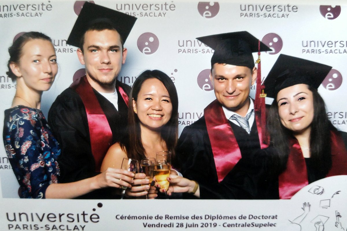 Ipekaltinoglu's tweet photo. 28.06.19 Ceremony of doctorates
🎓🇫🇷 It was an amazing day! Congratulations to all doctorates! We got the highest degree which is awarded from the univeristy after a long study and many discovery!
I thanks everyone who supported to me especially my family, friends and supervisors https://t.co/GMcTpK8caJ