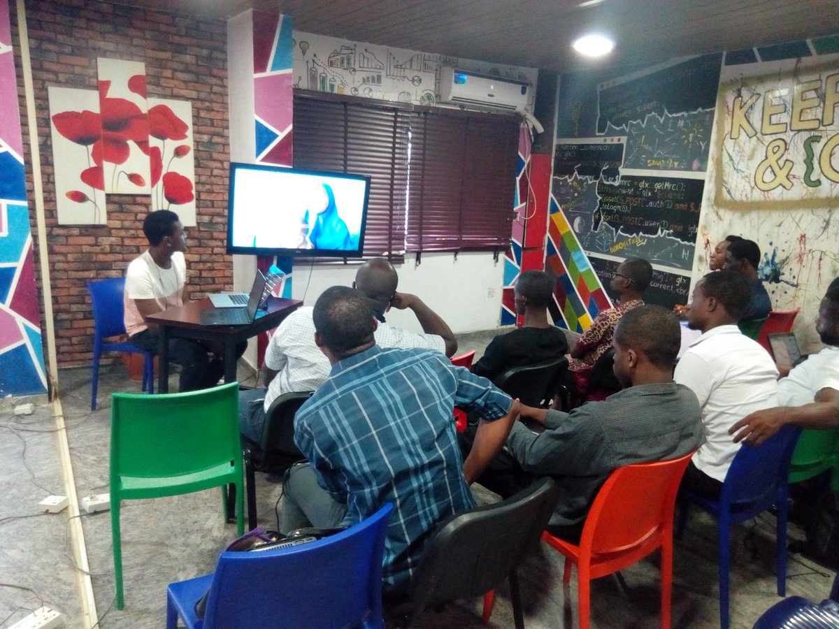jazzartworks's tweet photo. ALC meet up 4.0 at Awka
#150daysofALC4 #andela_ALC #ogolabraham #GrowWithGoogle #devamplify https://t.co/6th9W5OtLS