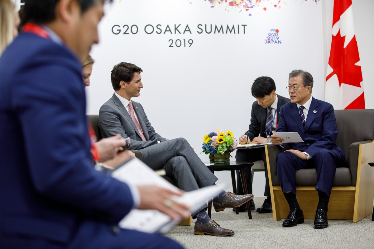 Bonne discussion au #G20 avec président de la Corée du Sud, Moon Jae-in : commerce et PTPGP, volonté commune de régler les enjeux de la région Asie-Pacifique et comment nous continuerons à travailler ensemble pour créer plus d’emplois pour la classe moyenne dans nos pays.