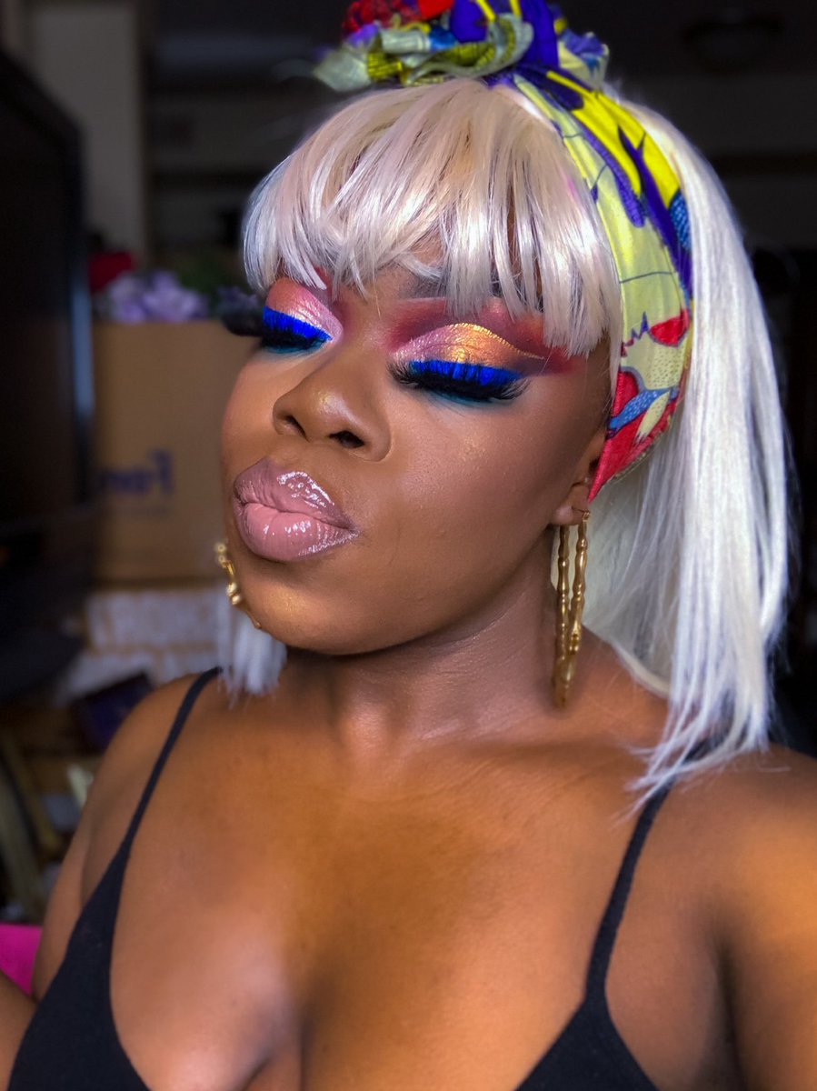 Goldenlilbb's tweet photo. @norvina1 https://t.co/vUPDHXTmwr