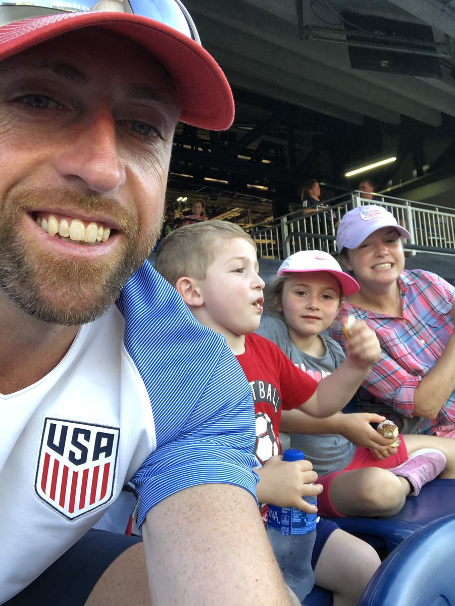 Innovation_Bro's tweet photo. #NEREVS game with #Plymouth Youth #Soccer #pridenight 🌈 #futbol @NERevolution @GilletteStadium https://t.co/iqP3MKGrK4