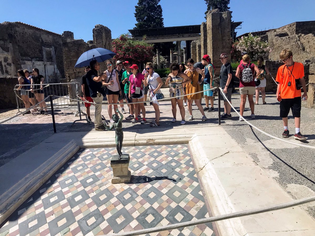 BCHSmagistra's tweet photo. Exploring the ruins of #Pompeii with #BCHSLatin https://t.co/YRP8NxervX