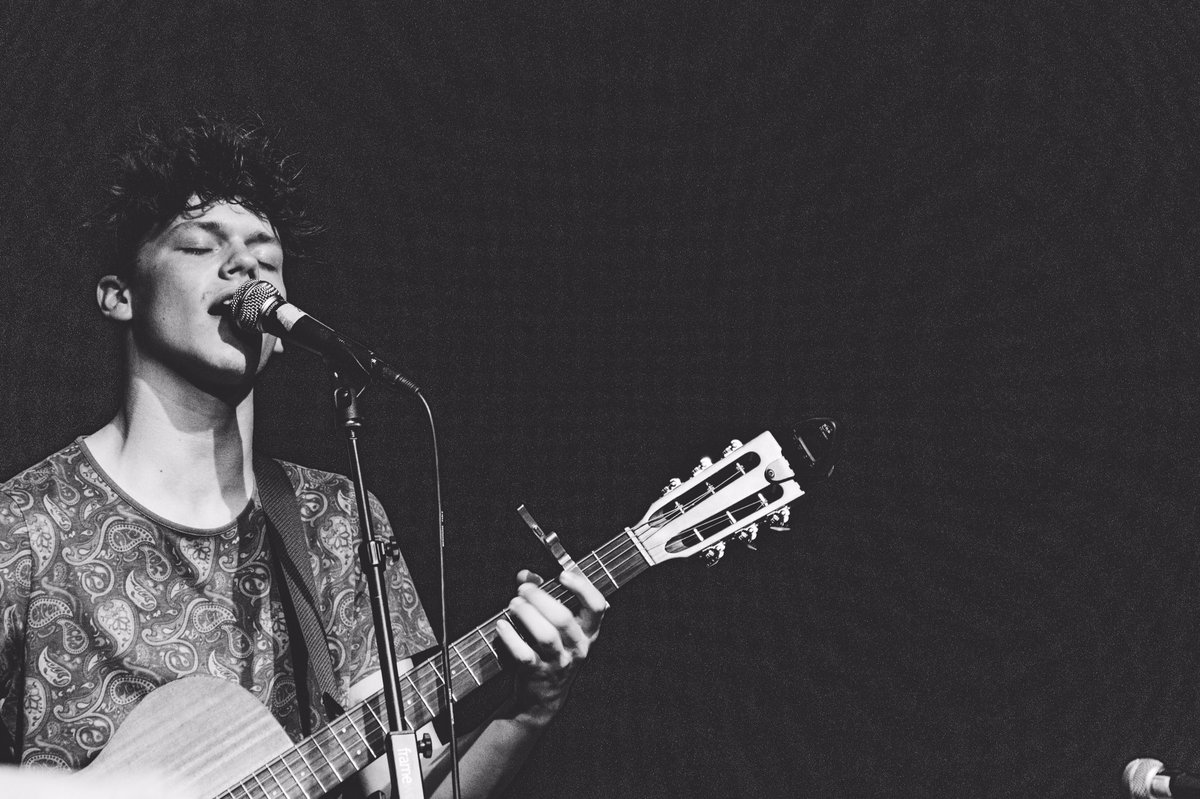InspireYthArts's tweet photo. What do you do on the hottest day of the year?
A marathon 12hr music gig featuring 32 of the best young artists in the East Midlands that’s what! #TOLFest19 https://t.co/67sXGQi4Q2