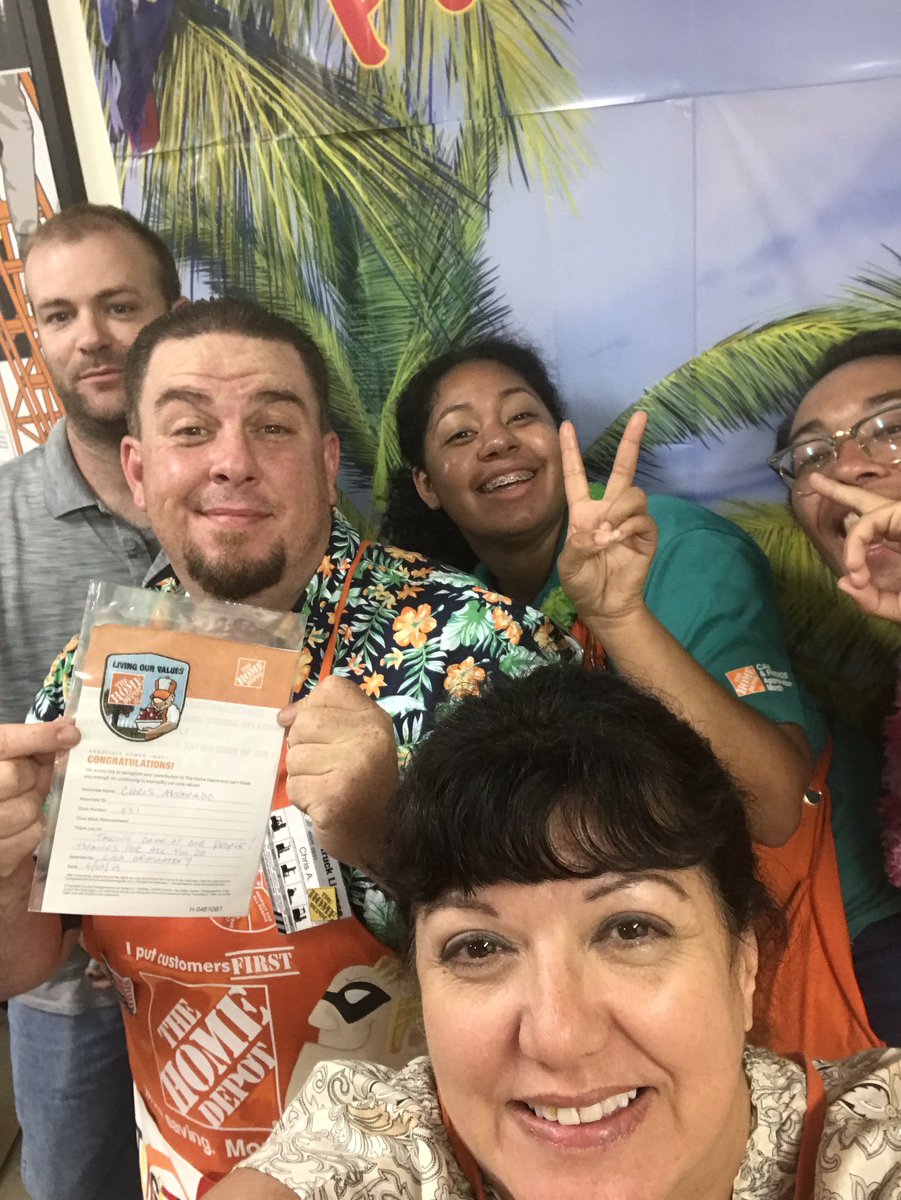 New ASMs taking care of us at 531!@scottbennett79 <a href="/tavares_gabe/">TavaresGabe</a>