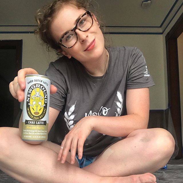 I had some cornball caption planned about “Turning brunch up a notch”, but I got caught up in painting and yard work today. But this <a href="/drinknewground/">DrinkNewground</a> hard Chai Latte is making my basic girl heart sing. ift.tt/2Jkddk6