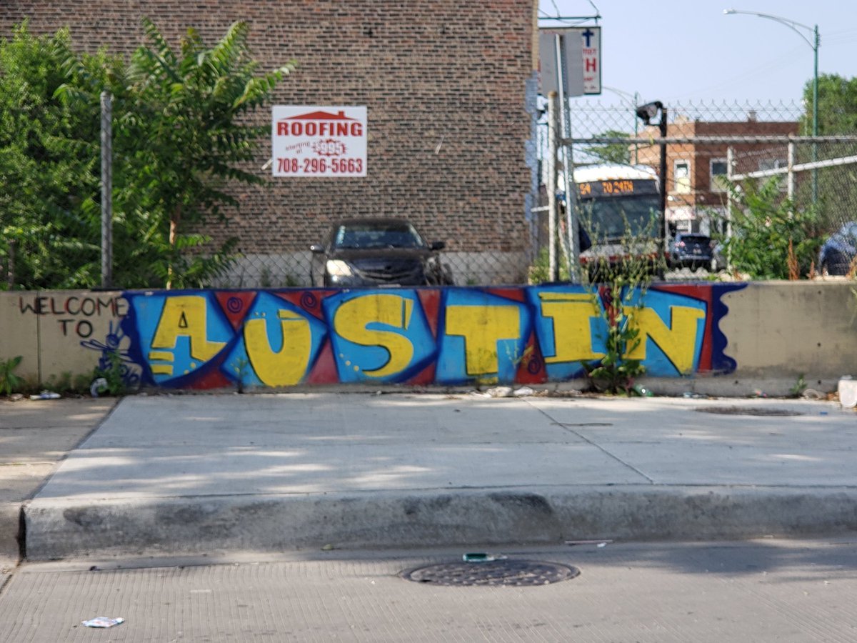 LurieHCN's tweet image. What a beautiful day for a community event! Our Community Volunteer Corps spent the day at Austin's Summer of Opportunity playing games and sharing knowledge. Thanks @buildchicago for having us! #BUILDfutures