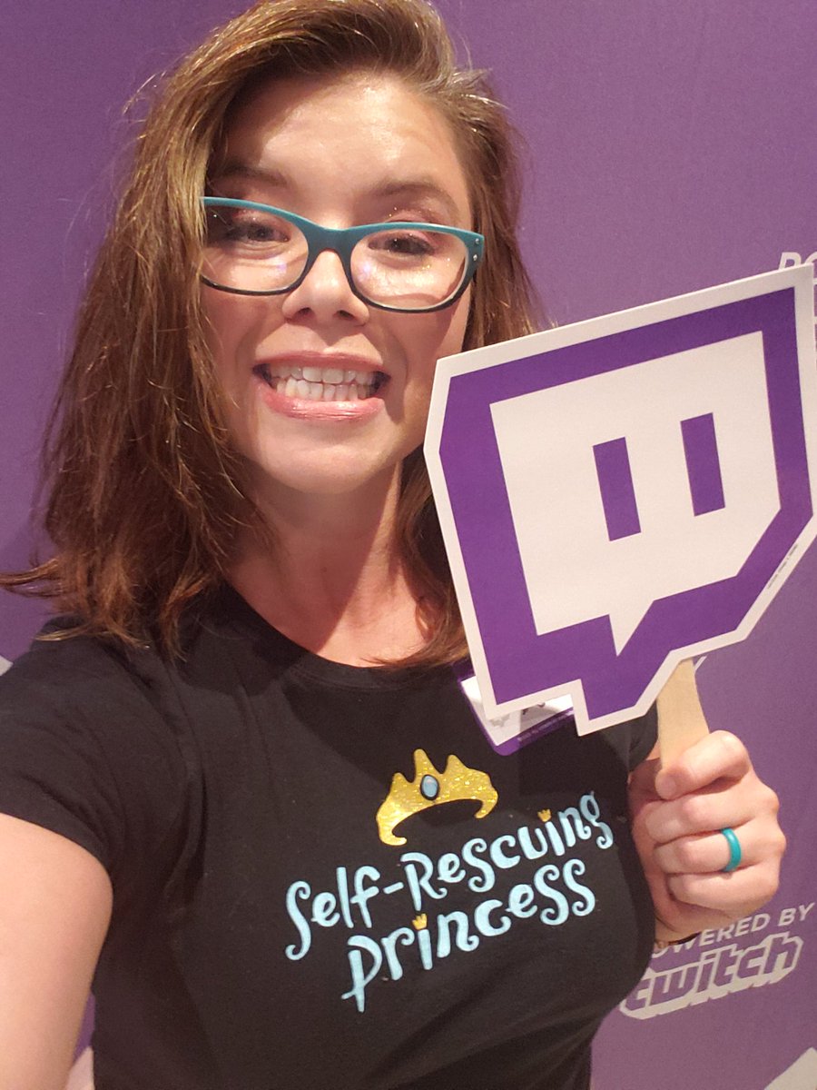DebbStep19's tweet photo. @TwitchWDC #dcstreamermeetup @sudhousedc #twitch https://t.co/vKd75ASkEy