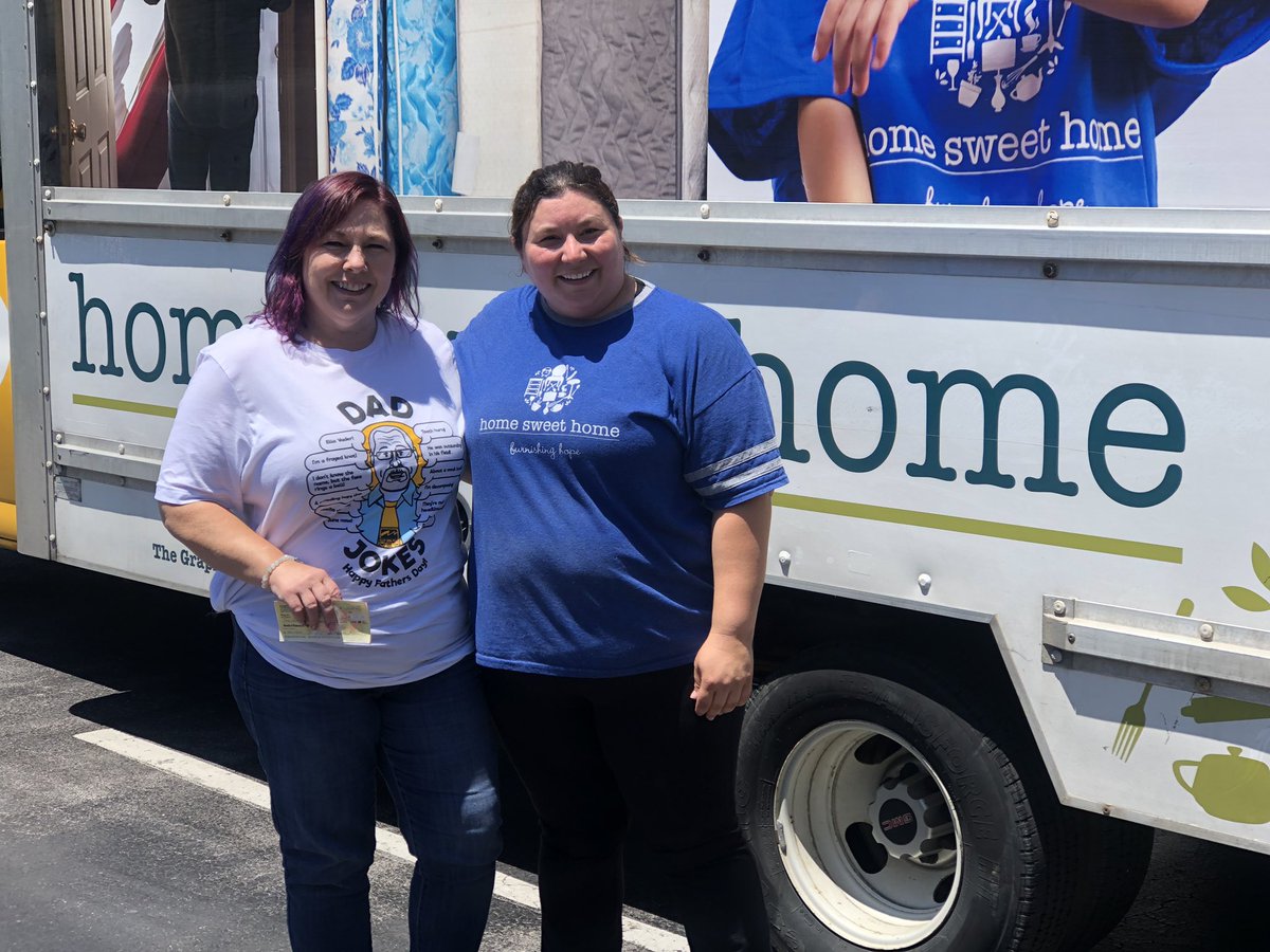 Gus Gus Fun Bus tweet media