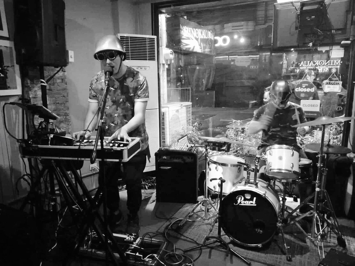 beatpermachine's tweet photo. "Pag-ibig Sa Tabing Dagat" Single Tour! Congrats!

@moonlanegardens @beatpermachine @thepubforties

@theminokaua https://t.co/F7BDHTZgis
