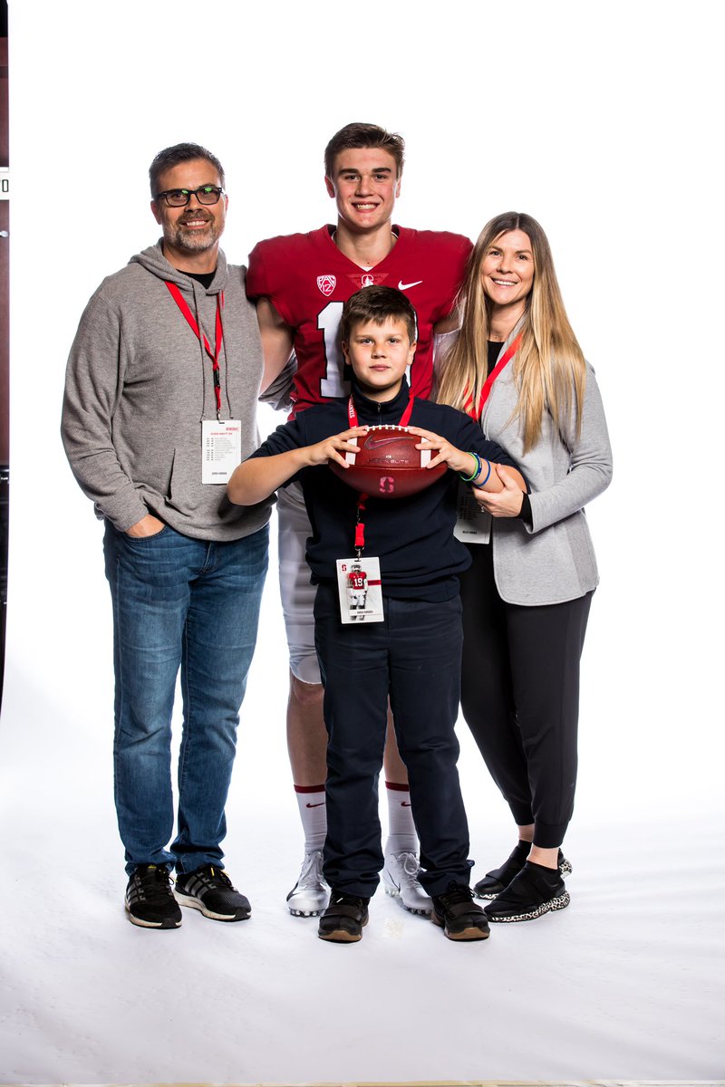 BenYurosek's tweet image. I’m very blessed to announce that I will be committing to Stanford University!! Thank you to my family, friends, coaches, teachers and everyone else who has helped me along this journey!!
#CardClass20 #FearTheTree 🌲🌲