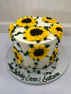 Ytpcakes's tweet photo. We're back on twitter🤩
Come get your summer birthday cakes 🥳! 
We're available for 4th of july weekend if you'd like to place an order! https://t.co/dO6H6tFRwr